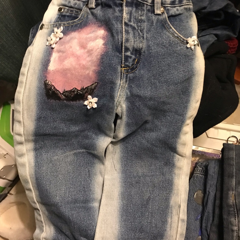 Hand-Painted Blue Denim Jeans with Pink Accent and Floral Appliqué
